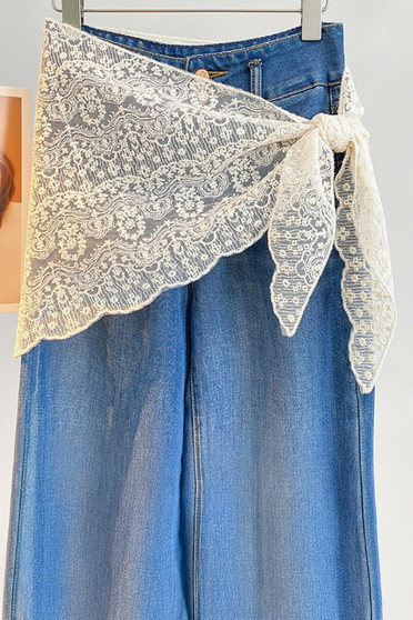 Asymmetric Chantilly Triangle Hip Scarf