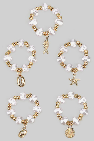 Five Piece Fwp Shell Charm Stretch Ring Set