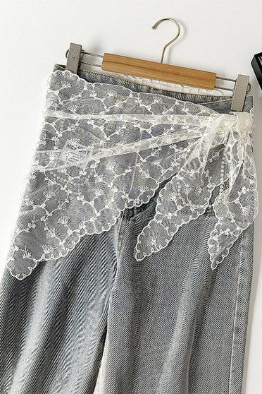 Leafy Vine Lace Hip Wrap Or Shoulder Scarf