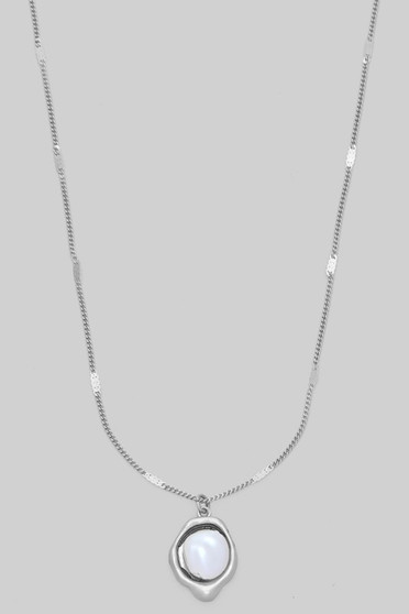 Organic Pearl Pendant Necklace