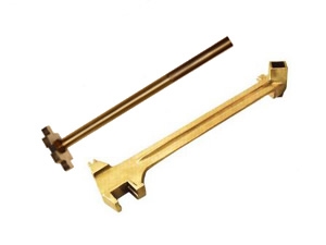Bung Wrench (American)