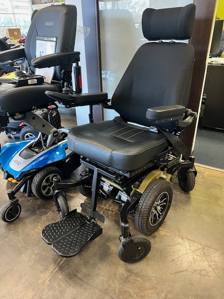 Clearance! V6 Frontier - Off-Road Electric Wheelchair w/ Motorized Tilt