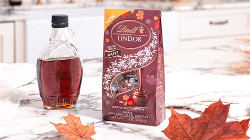 Lindt Lindor Milk Chocolate Maple Truffles, Limited Edition, 21.2 Oz (1lb 5.2 Oz) 600g