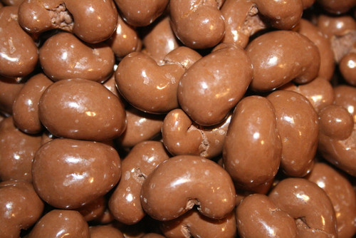 Bayside Candy Milk Chocolate Cashews, 1lb