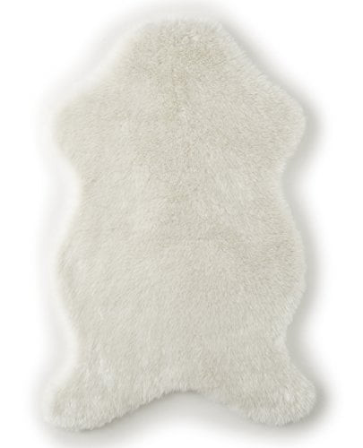 Levtex Baby - Cream Faux Fur Throw