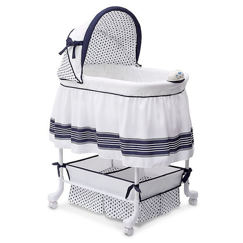 Delta Marina Smooth Glide Bassinet