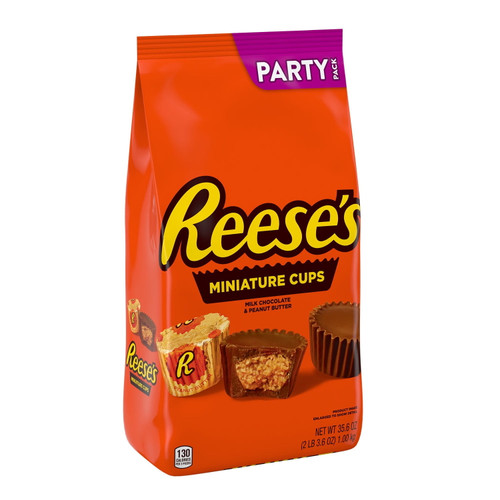 Reese's, Miniatures Milk Chocolate Peanut Butter Cups Candy, Christmas, 35.6 Oz, Bulk Party Pack