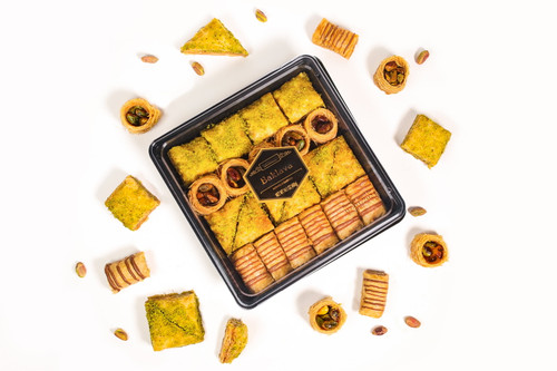 Marketside Baklava, Crispy Baked Phyllo With  Cashew And Pistachio Nuts, 14.1 Oz