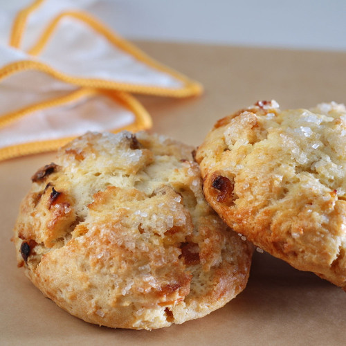 Poppie's Dough Fresh Baked Scone Basket (13 Pieces)