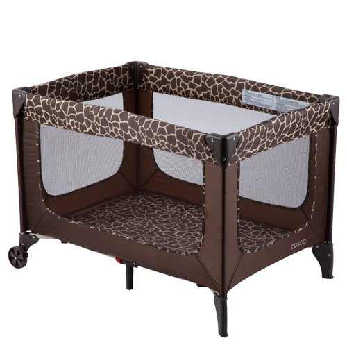 Funsport Portable Compact Play Yard, Quigley