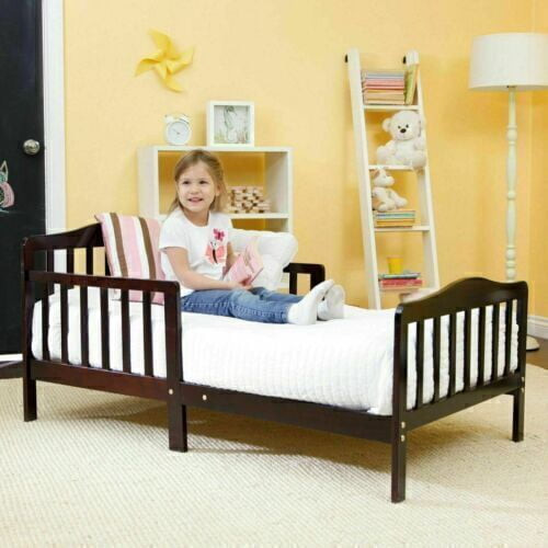Wooden Bedroom Frame Furniture With Safety Rail For Children & Toddler