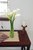 7 Fresh Cut White Calla Lilies By Arabella Bouquets With A Free Elegant Hand-blown Glass Vase (fresh-cut Flowers, White)