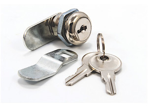 Camco - Cam Lock 5/8in Baggage Lock Bilingual - 44340