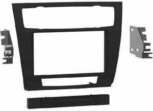 Metra - 0813 Bmw 1 Series (w/o Nav W/automatic Climate Control)  Stereo Installation Ki - 95-9327B