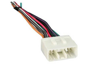 Metra - 9305 Subaru Radio Wiring Harness - SU8900
