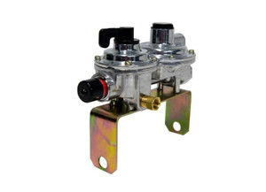 Mr. Heater - Propane Autochangeover Two Stage Regulator 400k Btu  Top View - F273846