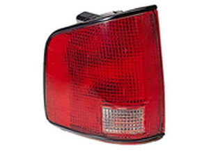 Maxzone - Capa Cv/gc S10/s15/sonoma P/up 9402/iz Hombre 9601 Tail Lamp Assy 1 St Design Rh - 332-1916R-UC-2
