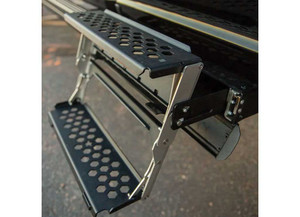 Rock Slide Engineering - Rstep 16 Inch Wide Step With Universal Brackets To Mount On Flat Surface - RS-1600