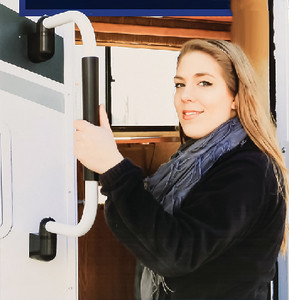 Camco - Grab Handle Foldaway Short Black (eng/fr) - 42197