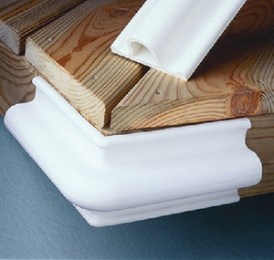 Taylor Made - 31/2in Molded Corner - 96009