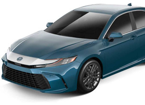 Husky Liner - 25c Camry Aeroskin Low Profile Hood Protector Chrome - 2892239