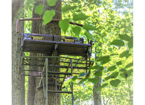 Trophy Treestands - Big Easy  Ft Twoperson Ladderstand - TDL218