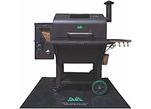 Green Mountain Grills - Bbq Floor Mat; 48 X 36 Coverage Area Flame & Heat Resistant Nonslip Diamond Pattern Water Proof - GMG-4111