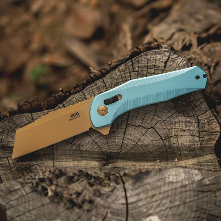 Sog Diverge Xr 3" Sheepsfoot Folding Pocket Knife (light Blue/gold) - 12-02-02-43