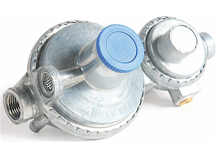 Camco - Camco Two Stage Regulatorvertical Clamshell - 59313