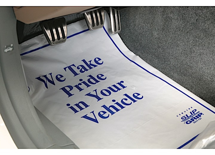 Slip-N-Grip - Plastic Floor Mats White Slipngrip 16.5inx21in 2.0 Mil 500/roll - FG-P9943-02