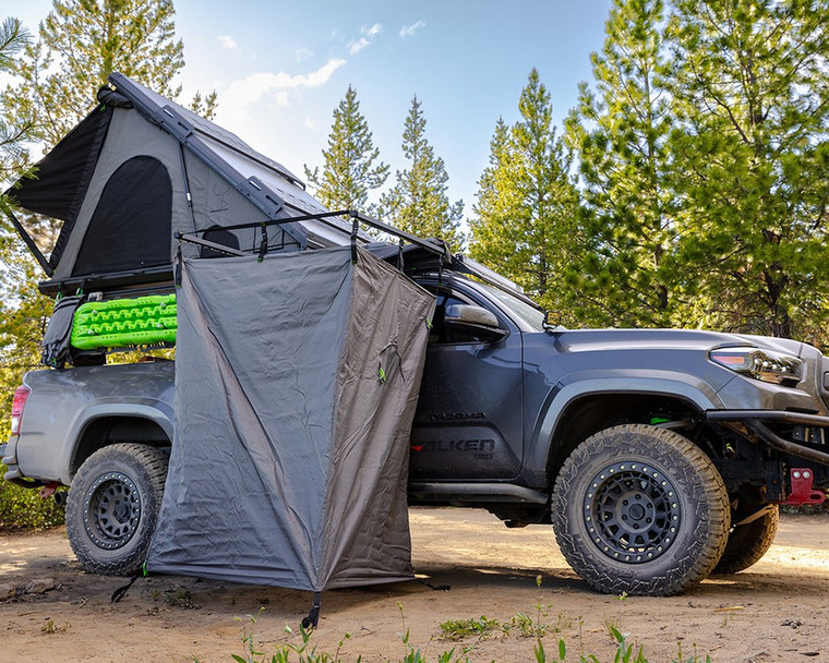 Ironman 4x4 - Deltawing Privacy Room Xt 3.6ft X 3.6ft (black) - IENSUITEXT