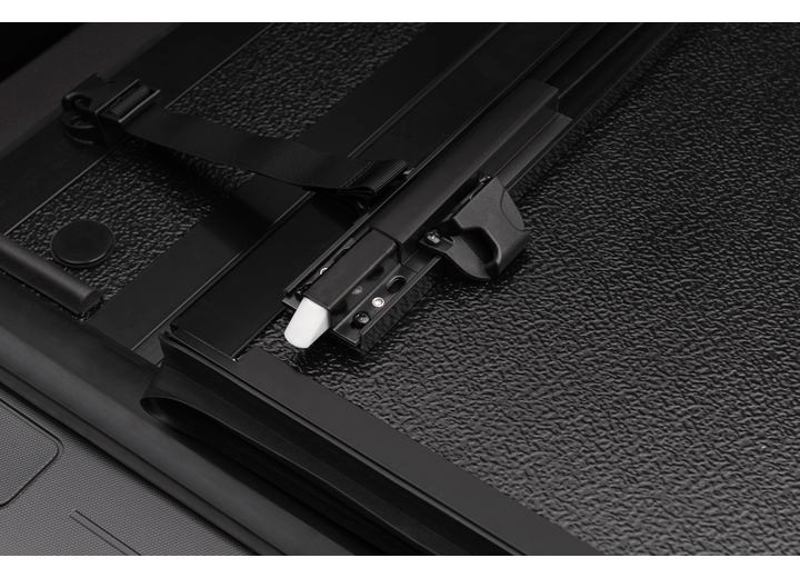 BAK Industries - 20c Silverado/sierra 2500/3500 8ft Bakflip G2 - 226134