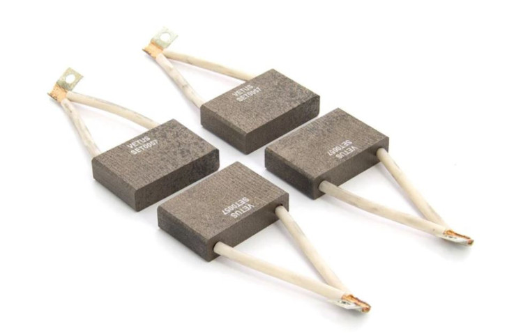 Vetus - Brushes (4) Bow220 - SET0057