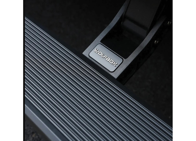 Wolf Box - 1520 F150/f250/f350 Crew Cab Automatic Retractable Running Boards W/led Lights - RBPW061808