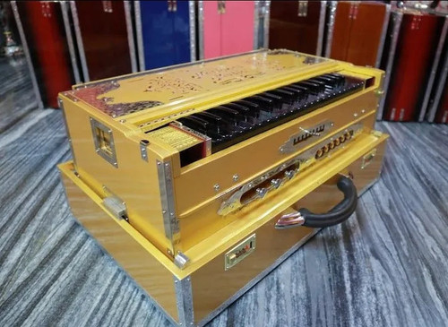 Premium Luxury 3 Line 9 Scale Changer Harmonium with Built-in Shruti Box - National Music India Premium Luxury 3 Line 9 Scale Changer Harmonium with Built-in Shruti Box - National Music India