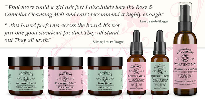 Beauty blogger reviews; 'A gorgeous blend...'