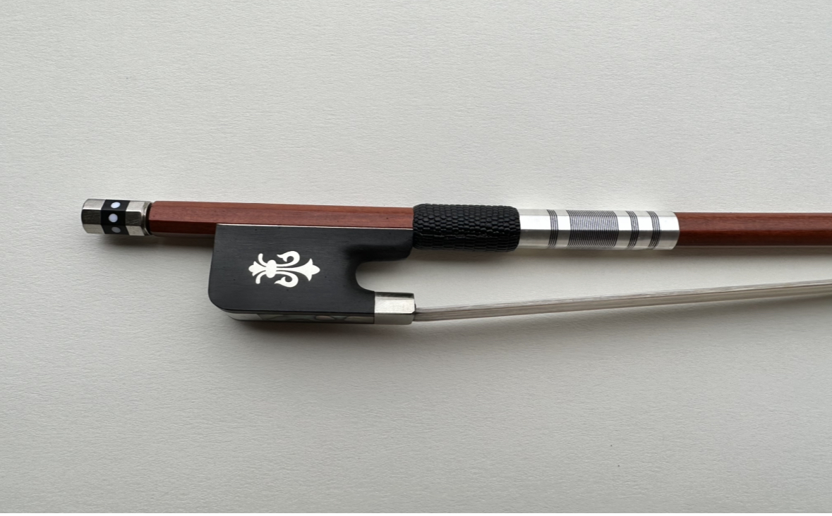4/4 Master Level Premium Pernambuco Round Cello Bow - Ebony