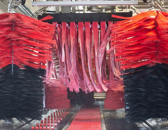 Automatic car wash spinning
