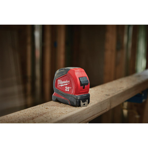 25FT COMPACT TAPE MEASURE   MILWAUKEE
