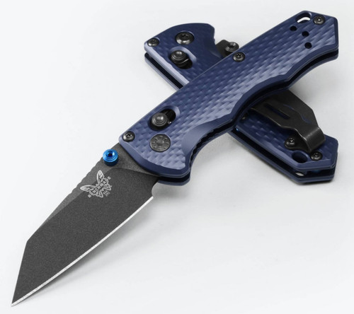 BENCHMADE FULL IMMUNITY FOLDING KNIFE