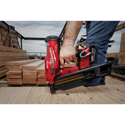 M18 FUEL 21 DEGREE FRAMING NAILER BARE TOOL  2744-20  MILWAUKEE