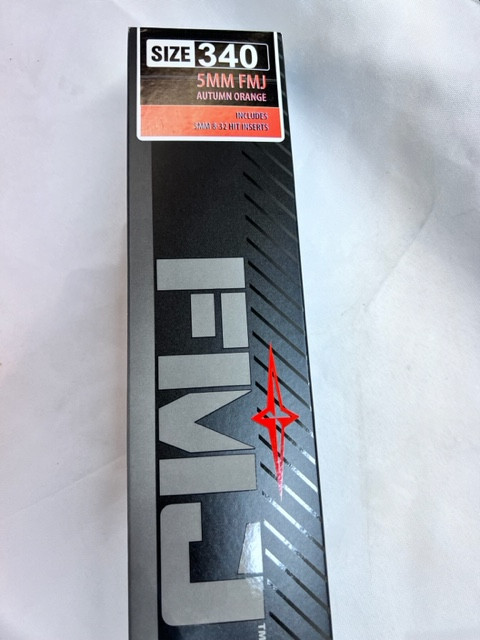 Easton FMJ 5MM Autumn Orange 2"Bully Vanes 340 Spine 6pk