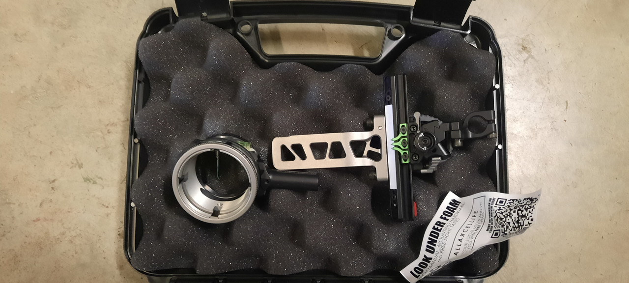 Axcel - Driver Plus Slider Sight - Compatible with Mathews  Bridge-LockTM Sight Technology - w/ AVX-41 Scope - Single Pin - with "T" Connector -  Rheostat Cover -  Torque Indicator - .010 Green Fiber - Stone Gray Sight