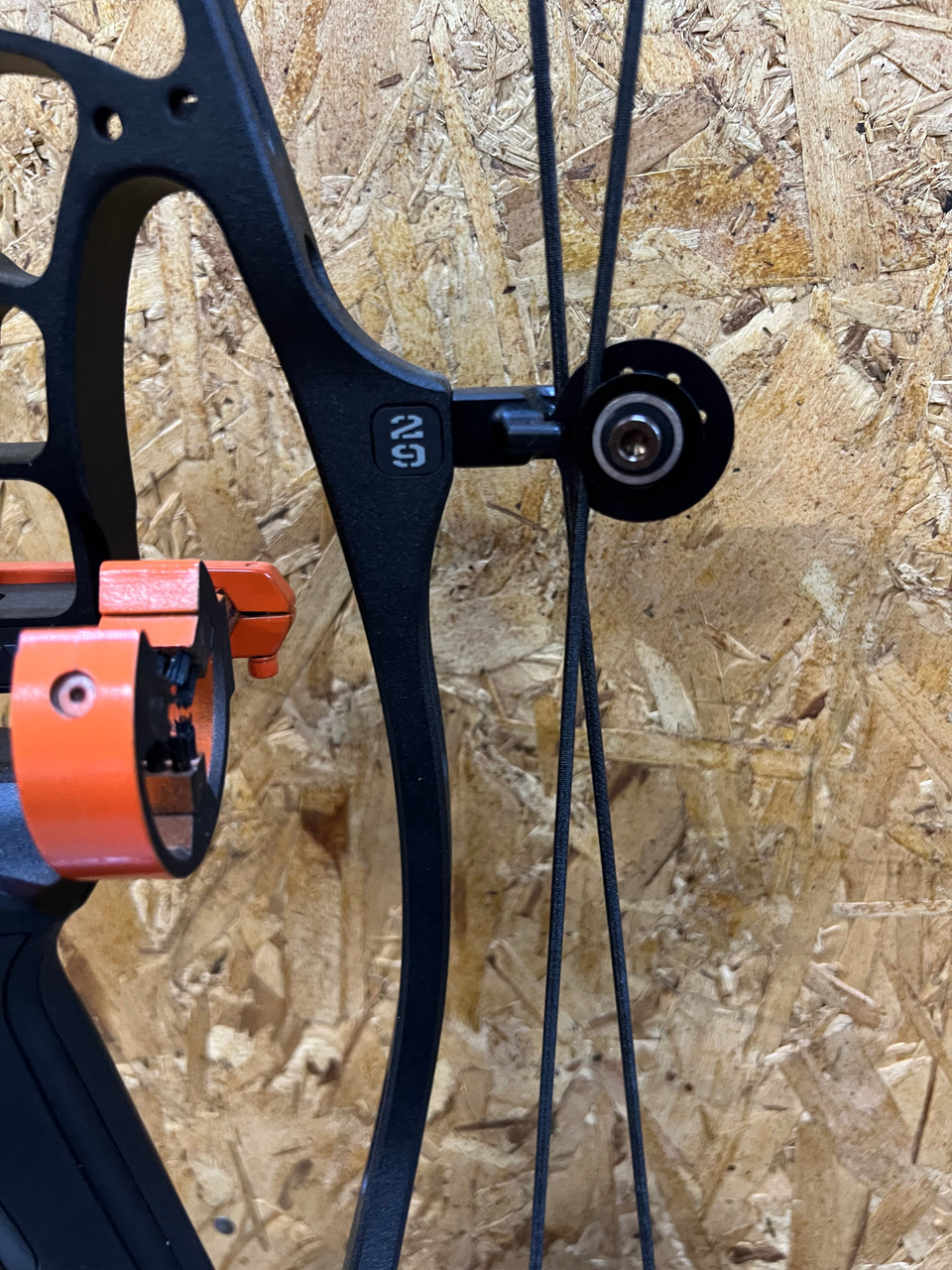 Hoyt - Alpha AX-2 29 - RH 70 - Blackout