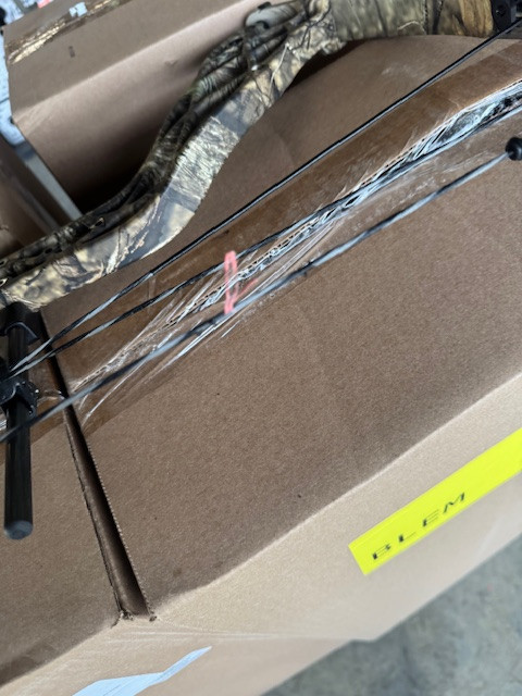Used Bowtech Carbon Zion 70lb RH