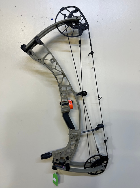 Hoyt Alpha AX-3 29 Sandstorm RH