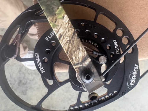 Used Bowtech Carbon Zion 70lb RH