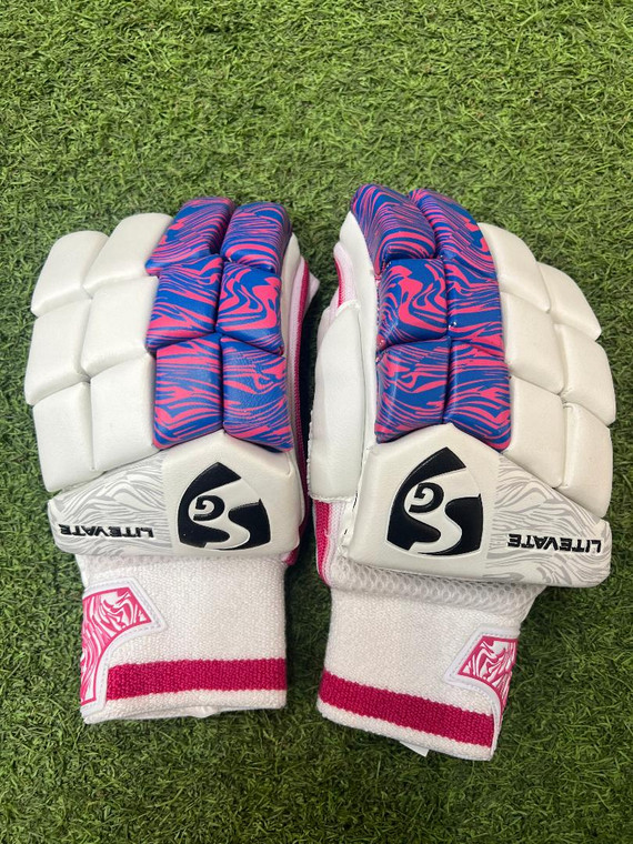 SG Litevate Cricket Batting Gloves' Youth 2026