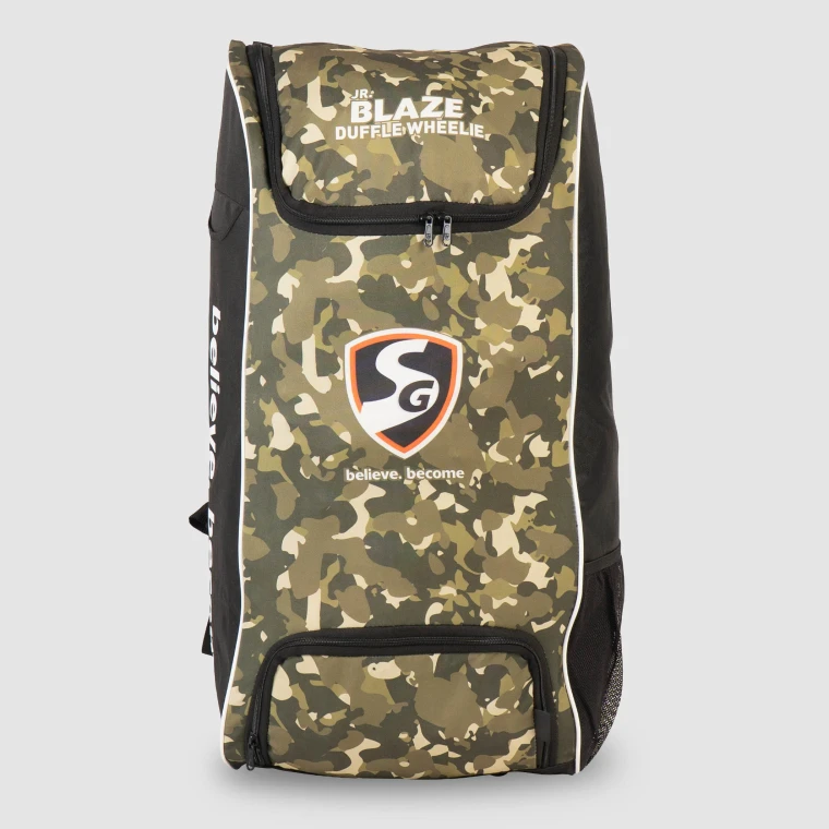 SG Blaze Junior Duffle Wheelie Kit Bag