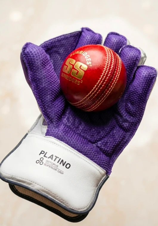 SS Platino Wicket Keeping Gloves' Youth